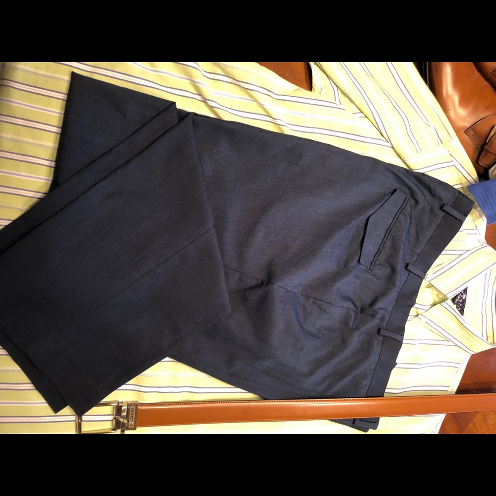 Louis Raphael Tailored men’s slacks. 38-31